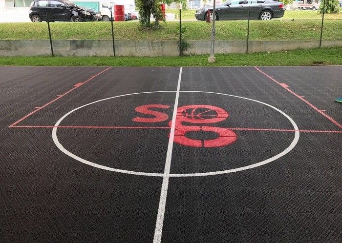 Superior Traction Ball Control Removable Basketball Court Flooring Shock Absorption